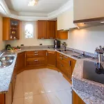 Stunning With Large Pool, Billiard And Mini-golf Villa