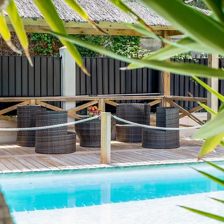 Stunning With Large Pool, Billiard And Mini-golf 빌라 앙티브