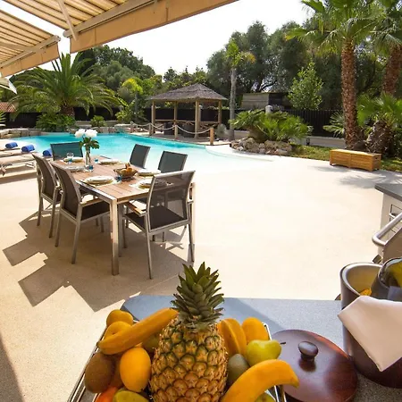 别墅 El Paradisio Splendid 5 Stars Atypical In With Overflowing Swiming Pool 昂蒂布