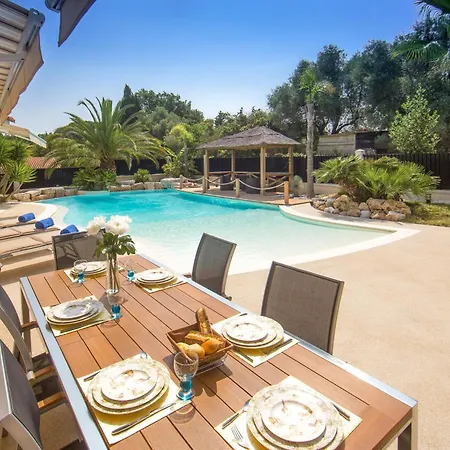 Stunning With Large Pool, Billiard And Mini-golf * Antibes